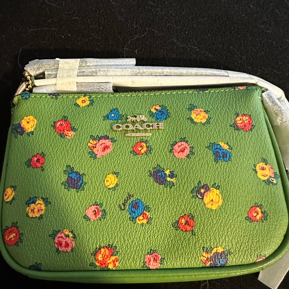 😺COACH Nolita 15 Mini Vintage Rose Print